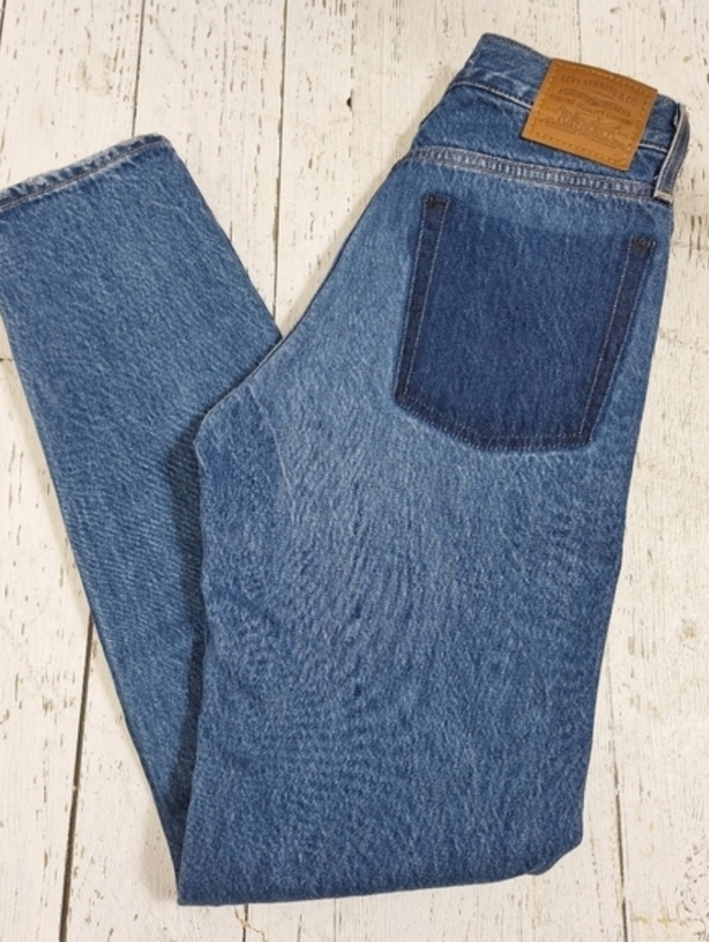 Levi's Wedgie Button fly Tapered Jeans Size 24 Removed Back Pockets​​